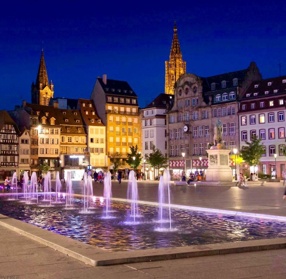 Grand 3 Pieces Stationnement Gratuit Dans La Rue Apartment Strasbourg Exterior foto